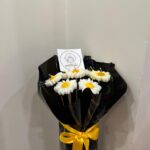 The Radiant Daisy Candle Bouquet